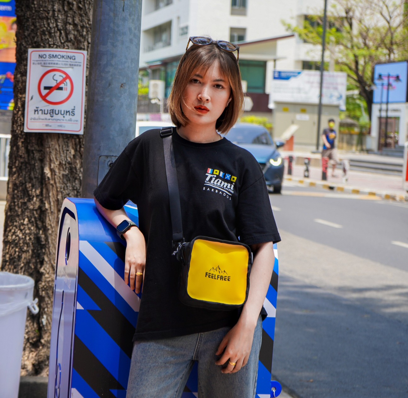กระเป๋าสะพายข้าง FEELFREE รุ่น QQ สี เหลือง_6